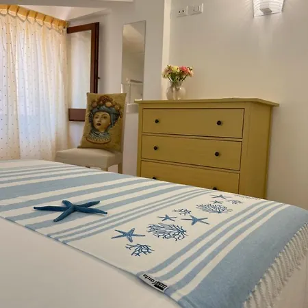 Apartment Duchessa House